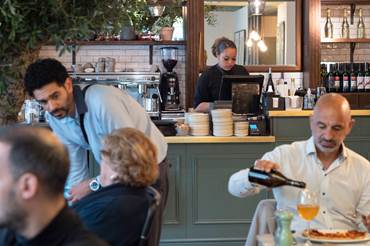 Complete Event Space Flexibility Bella Italia Paddington London Bar Counter 2.jpg