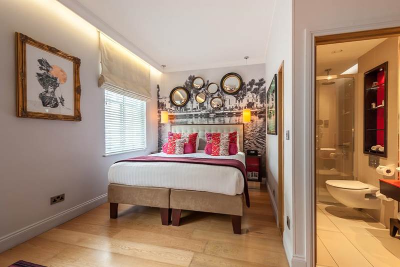 Hotel Indigo London Paddington Standard Queen Room