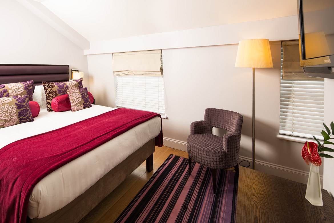 STANDARD DOUBLE ROOM IN PADDINGTON indigo-paddington-standard-double-room-2.jpg