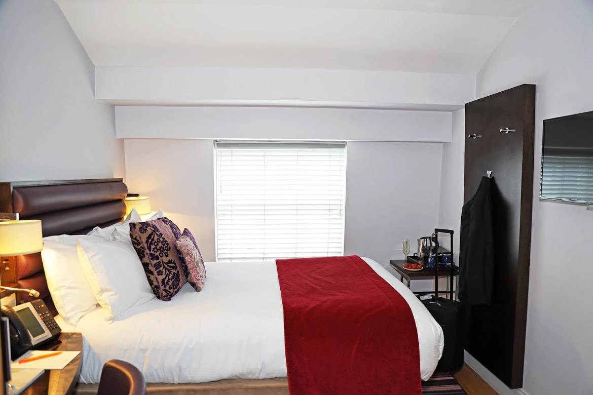 STANDARD DOUBLE ROOM IN PADDINGTON indigo-paddington-standard-double-room.jpg