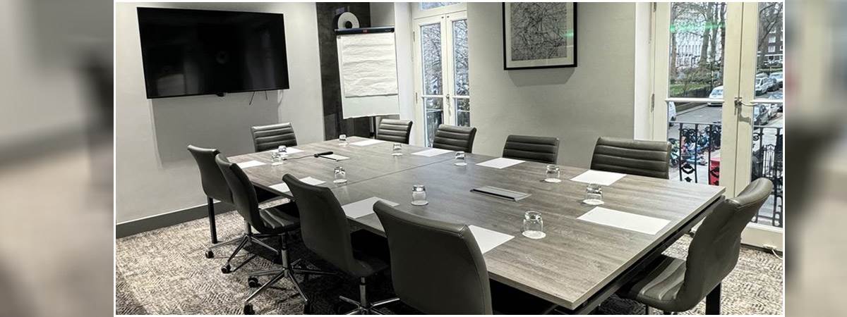 Elevate Your Meetings at the Indigo Suite